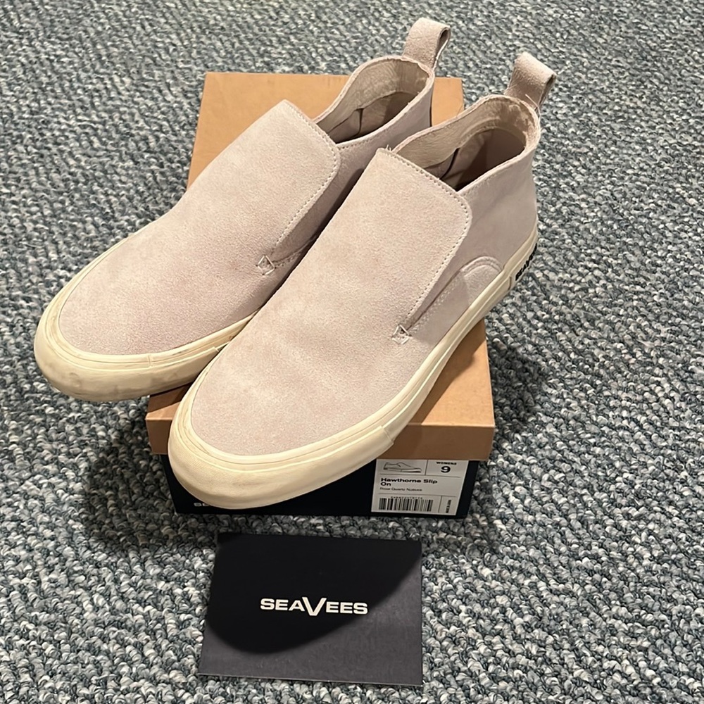 SeaVees Suede Huntington Middie Sneaker in Oyster Color Size 9